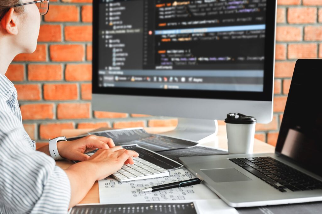 Define World Best IT Solution Technology 180 1024x683